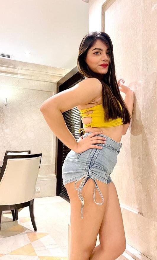Kirti Nagar call girl service