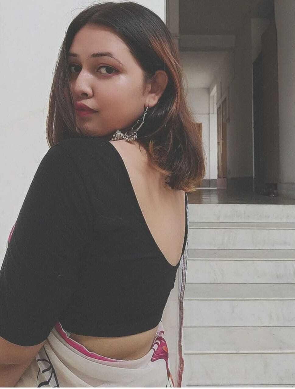 best Kirti Nagar call girl